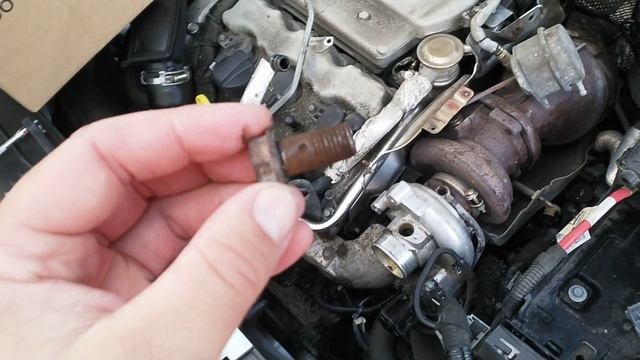 Clogged oil feed to turbo A28NER смотреть онлайн
