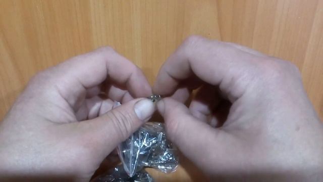 Защитный уголок для книг цвет серебристый с Джум смотреть онлайн