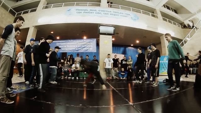 Studio 187 vs Funky Bro смотреть онлайн