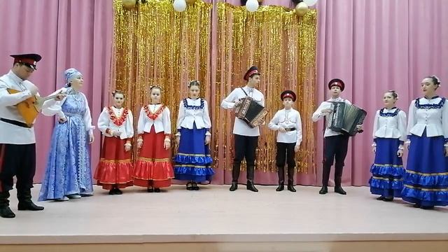 240 Ансамбль Станица г Курган как во поле 1 смотреть онлайн