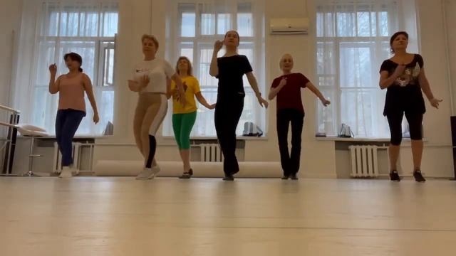 САМБА студии «Танцы 40+» процесс изучения 1,2,3 частей смотреть онлайн