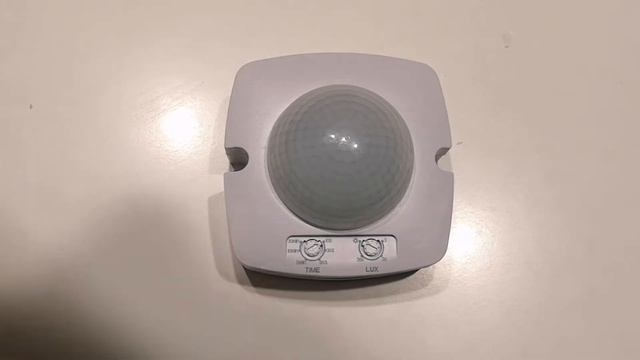 Обзор новинки 4: датчик движения потолочный ДДП-06 (присутствия) смотреть онлайн