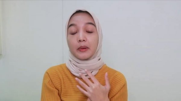 CLINIQUE DRAMITICALLY DIFFERENT MOISTURIZING LOTION + EMULSION HYDRATANTE (REVIEW)