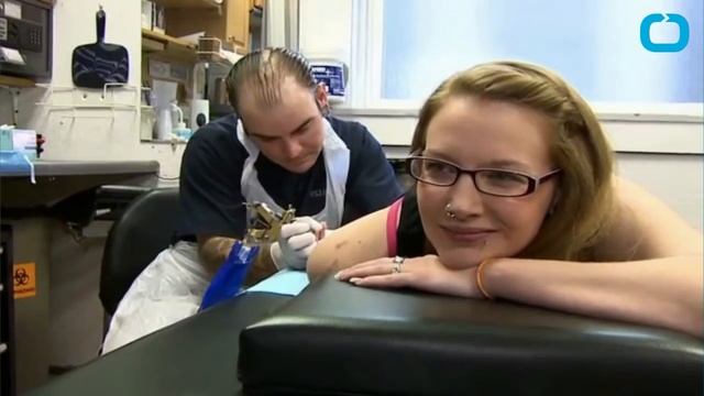 A Company Creates "Erasable" Tattoos смотреть онлайн