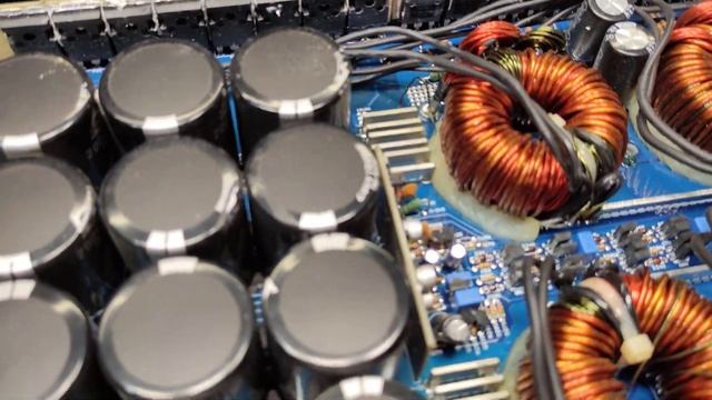 Подробно номиналы деталей в AE-12000 смотреть онлайн