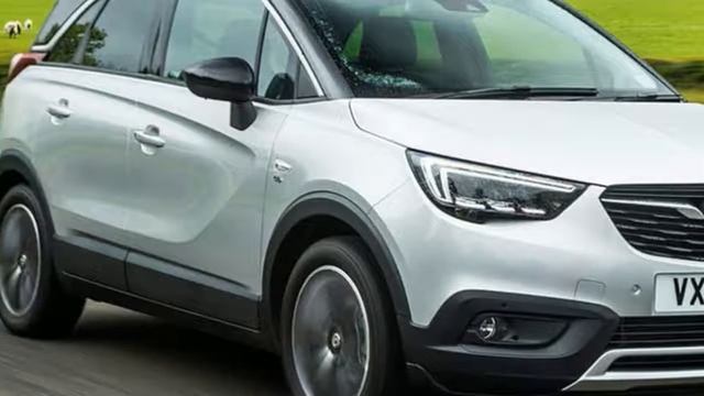 2017 Vauxhall Crossland X Turbo - Vauxhall Crossland X Review - Vauxhall Crossland X Interior смотреть онлайн