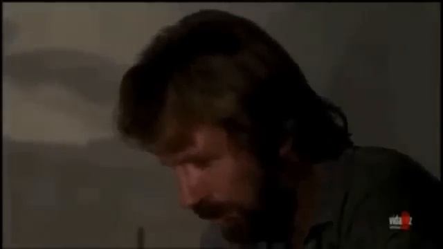 Чак Норрис негодует смотреть онлайн