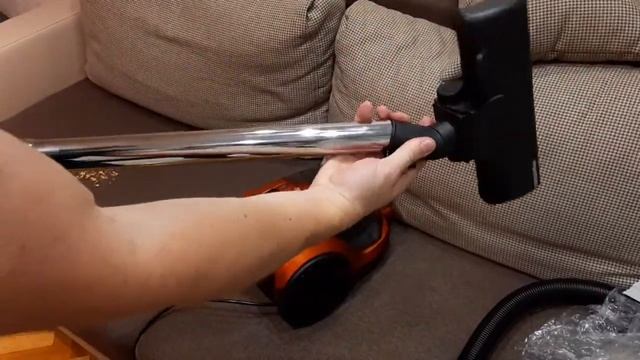 Распаковка - Пылесос Hyundai H-VCC50 смотреть онлайн