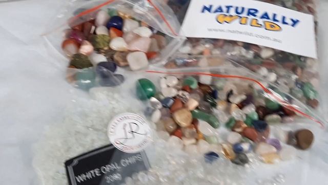 Beach Resin Art Tutorial Uses Sand And Rocks (Voice-over) смотреть онлайн