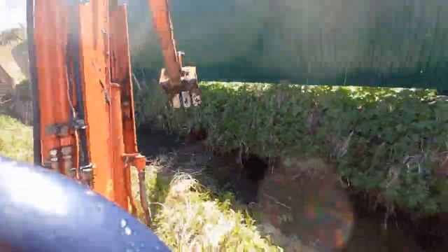 Расчистка дренажной канавы смотреть онлайн