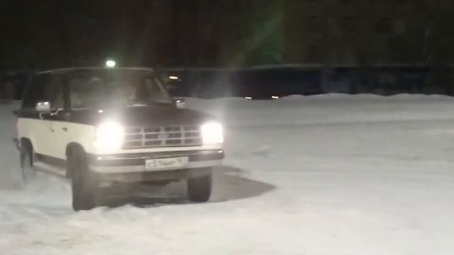 Bronco валит боком смотреть онлайн