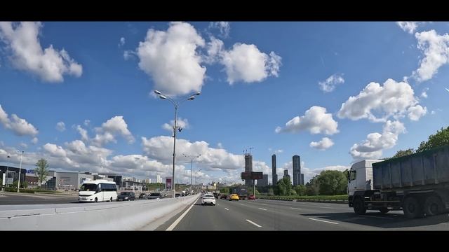 По Рублевке на МКАД... смотреть онлайн