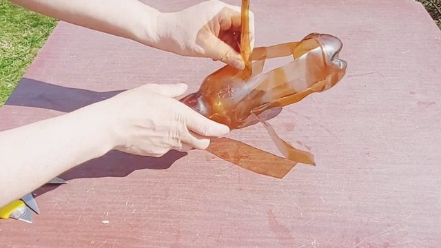 Ветряк Ястреб из пластиковой бутылки для отпугивания птиц и кротов самоделка своими руками смотреть онлайн