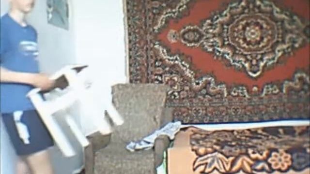 Из стула в покрывало смотреть онлайн