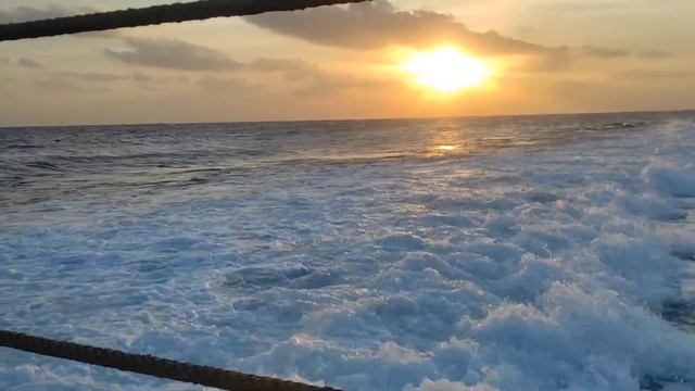 Рассвет на море в египте,очень красивый вид смотреть онлайн