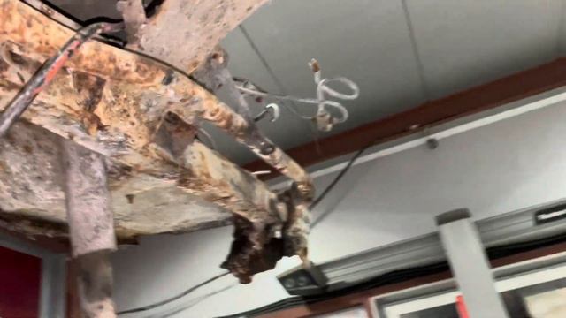 Окончательная разборка луаз, снятие ходовой, рулевой. смотреть онлайн