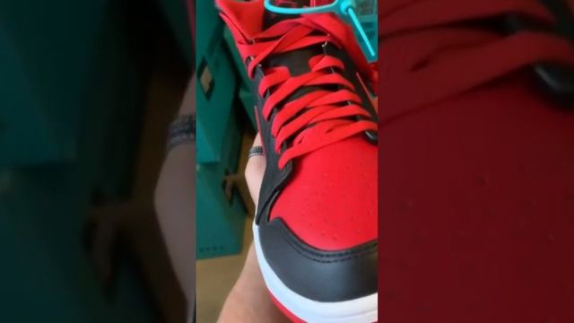 Кроссовки NIKE AIR JORDAN ACCESS. Пойзон, оригинал смотреть онлайн