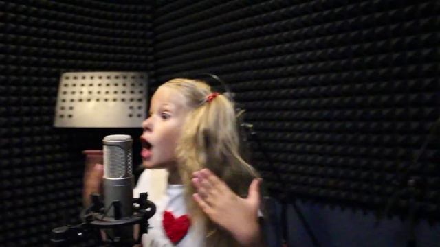 Полина Терехова 8 лет-Бабушка,научи танцевать чарльстон смотреть онлайн