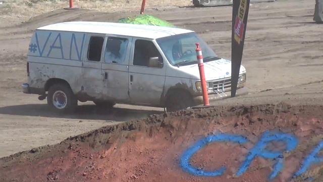 Tuff Truck Ford Econoline Van @ Clark County Fair 2017 смотреть онлайн
