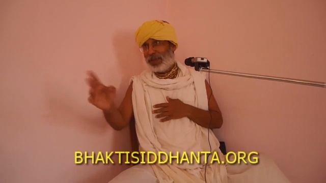 Ш. Шьям дас Бабаджи. Пранама-мантра Ш. Бхакти Валлабхи Тиртхи Махараджа. Маяпур, 06.05.2017 г. смотреть онлайн