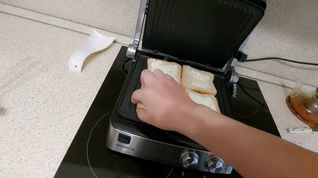 Делаем тосты на электрогриле. смотреть онлайн