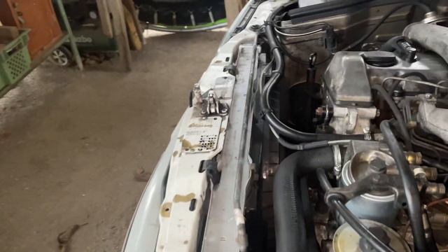 Mercedes W 124 300 Turbodiesel Pleullagerschaden смотреть онлайн