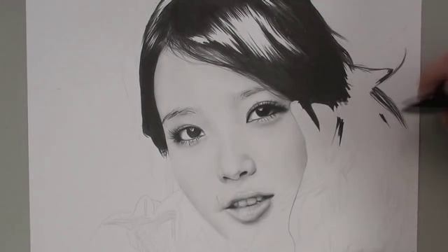 IU - Graphite Pencil Drawing смотреть онлайн