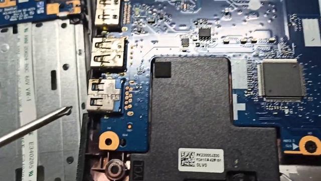 Сломали крепления экрана. Восстановил! смотреть онлайн