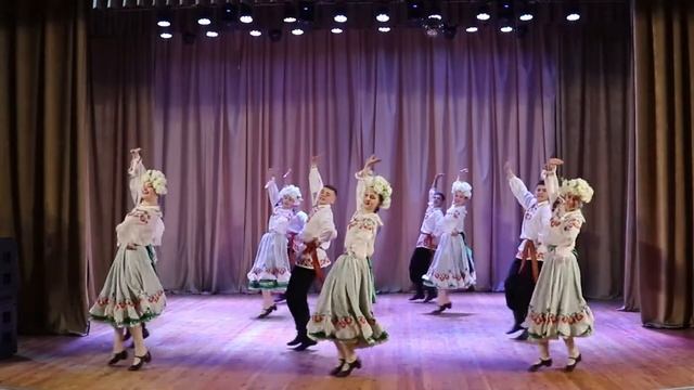 Танец "Крыжачок" (Образцовый хореографический коллектив "Медуница"), 14-18 лет смотреть онлайн