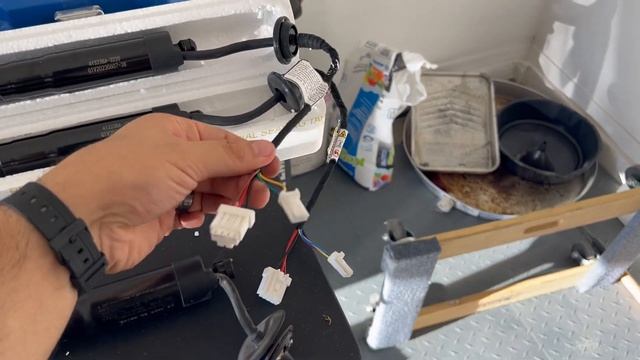 How To Replace A Hatch Lift Support | 2014 - 2017 Infiniti QX70