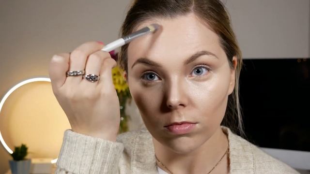 Custom Cream Highlighting + Contouring Tutorial смотреть онлайн