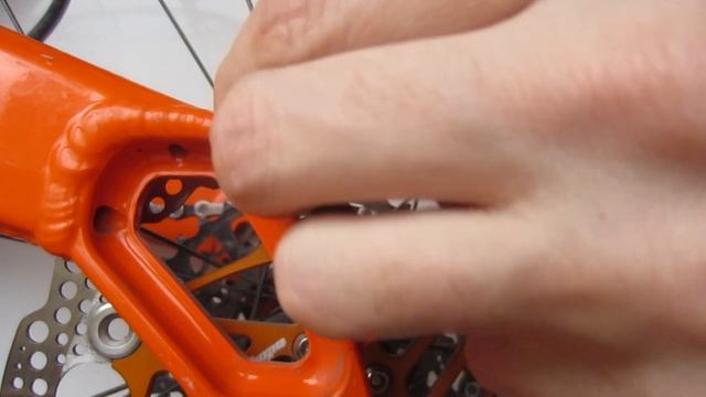 Hope E4 with Tech 3 MTB Brake - Even Closer Up смотреть онлайн