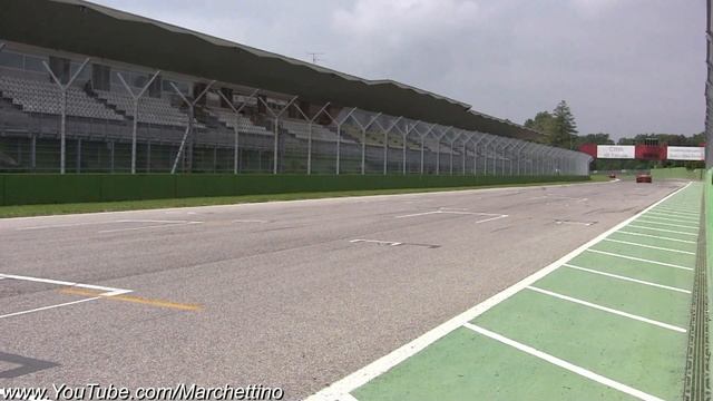 Ferrari FXX Evo Insane Sound and Accelerations! смотреть онлайн