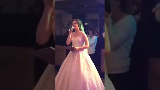 Дочь пела своими словами на легендарную музыку смотреть онлайн