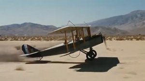 Этот безумный, безумный, безумный, безумный мир  Биплан