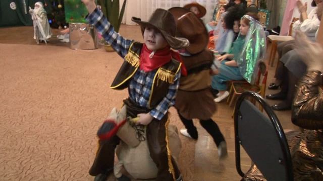 Танец ковбоев.mp4