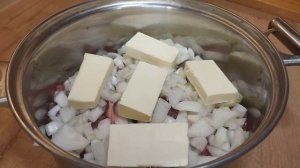 Говядина по-кремлёвски: тушёное мясо в сливочном масле