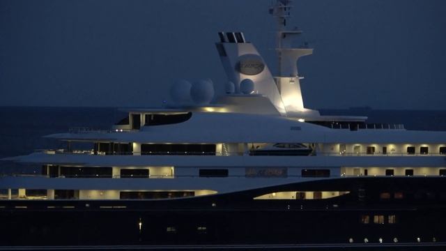 Sony FDR AX43, night & low light 4k video test - Pireas Greece смотреть онлайн