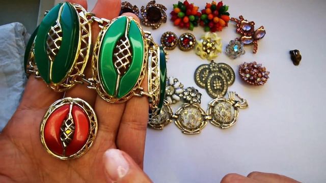 72. Антикварный дресс клип и другая красота! Продолжение распаковки лота винтажной бижутерии. смотреть онлайн