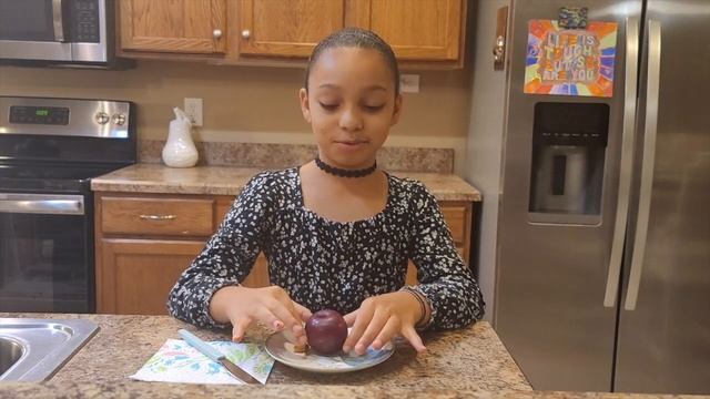 Taste Test: Plumcot = Plum + Apricot (Episode 31) смотреть онлайн