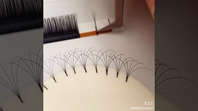 0.07mm Russian volume lashes смотреть онлайн