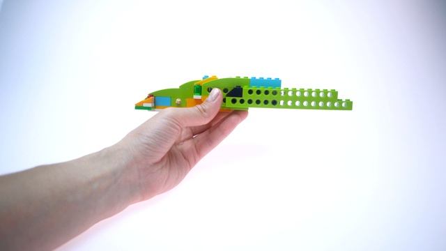 Racing car LEGO WEDO 2 45300 at covid time/Гоночный автомобиль из Лего Веду 2 смотреть онлайн