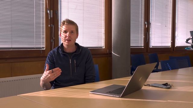 Git Version Control _final_new_final.new - Computerphile смотреть онлайн