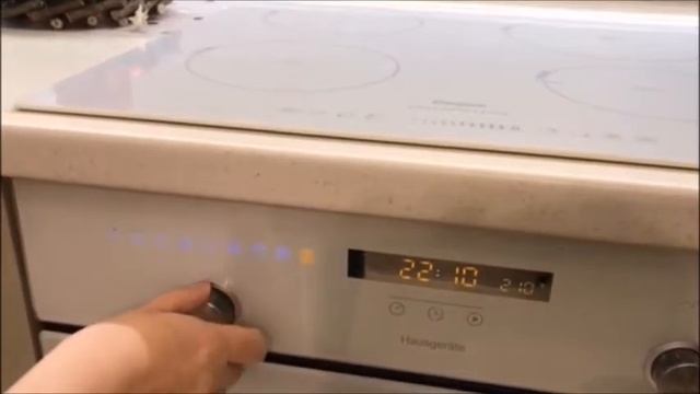 Лучшие встраиваемые электрические духовые шкафы - австрийская духовка Elegant BE60A31WH смотреть онлайн