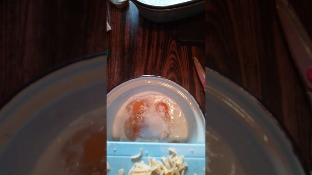 Сырно - чесночный хлеб на рисовой муке (безглютеновый)..mp4