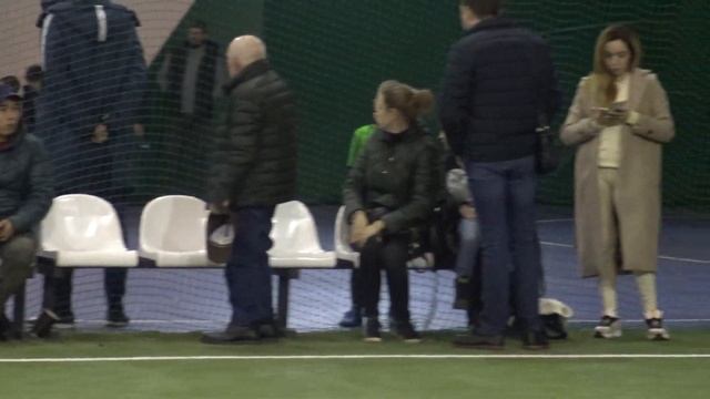 Урарту-2011 4:4 Легенда-118-1-2011 Первенство Ростова 29.12.2019 11:30 смотреть онлайн