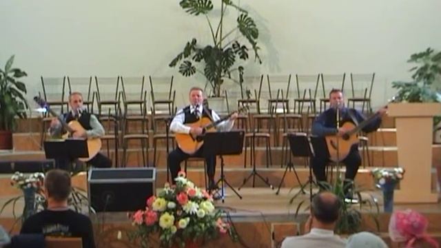 Я ПОЮ ПОД ГИТАРУ - Song with the guitar смотреть онлайн