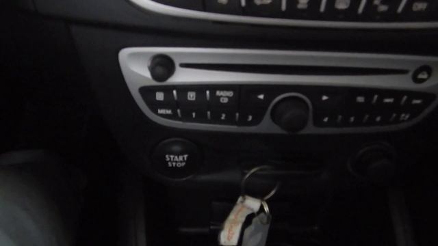 Renault Fluence Dynamique 2.0 16v (Flex) 2013 смотреть онлайн
