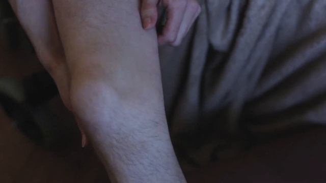 Массаж при переломе голеностопного сустава. Массаж в гипсовой повязке.