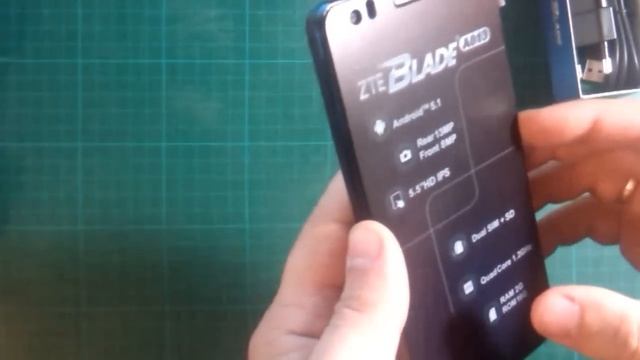 Розпаковка посилки із сайту JD.COM смартфон-фаблет ZTE blade a813 (ZTE blade D Lux T617) смотреть онлайн